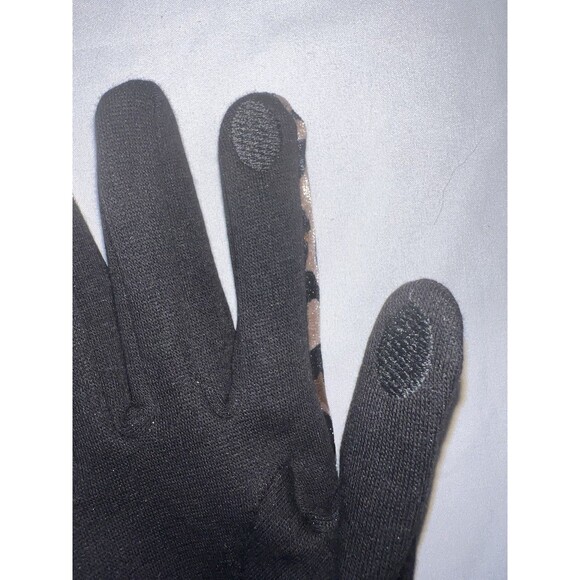 Leopard Touch Screen Gloves, Unused - Picture 5 of 7